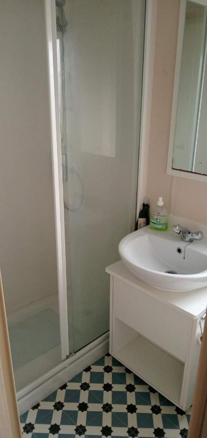 Jaywick Sands Caledonian Caravan מראה חיצוני תמונה