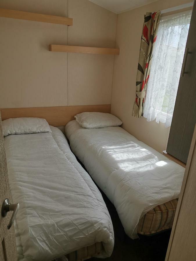 Jaywick Sands Caledonian Caravan מראה חיצוני תמונה